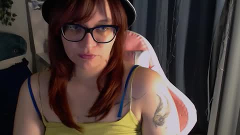 Snapshot of millapoolys chatting on 11.02.25 Milla online show from 11.02.25