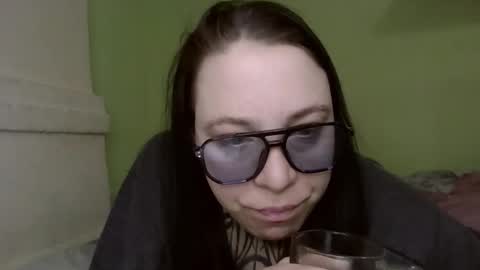 Snapshot of millasourety chatting on 02.13.26 MillaSourety online show from 02.13.26