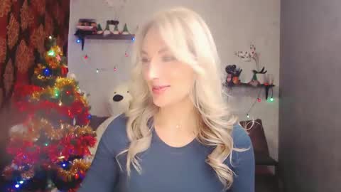 MillaXQueen online show from 12.14.24