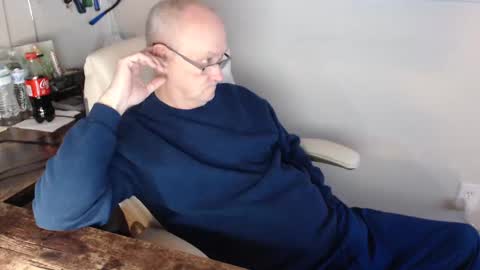 Snapshot of millenium0129 chatting on 02.01.25 millenium0129 online show from 02.01.25