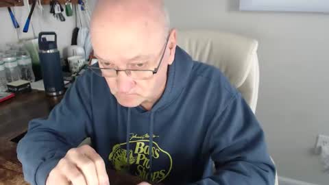 Snapshot of millenium0129 chatting on 10.28.25 millenium0129 online show from 10.28.25