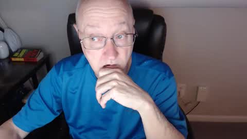 Snapshot of millenium0129 chatting on 04.17.26 millenium0129 online show from 04.17.26