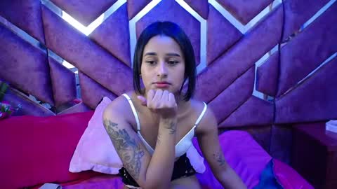 Snapshot of milly_print chatting on 02.08.25 Milly Print online show from 02.08.25