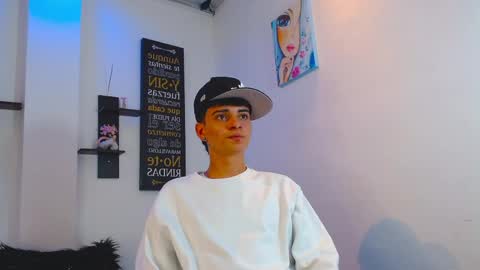 milo hot  online show from 04.06.26