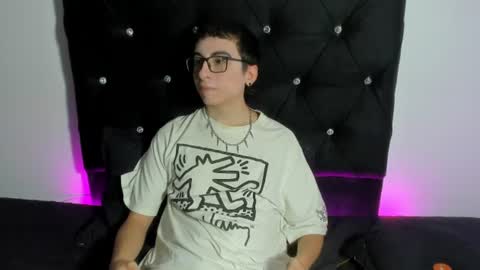 milogm_ online show from 07.06.26