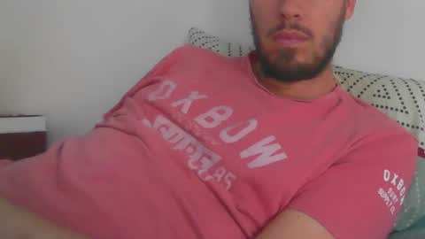 milowww1601 online show from 10.25.25