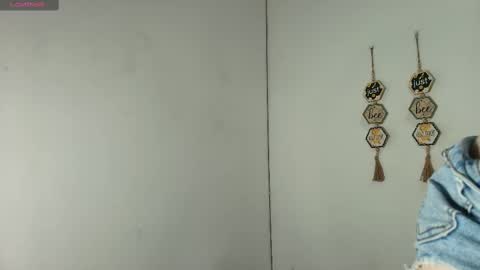 Milu Gomez online show from 09.18.25