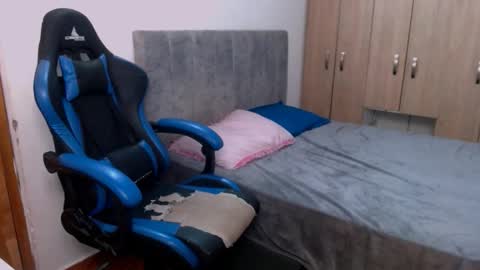 Snapshot of miluu_444 chatting on 05.28.26 miluu_444 online show from 05.28.26