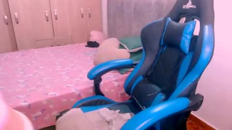 Snapshot of miluu_444 chatting on 06.24.26 miluu_444 online show from 06.24.26