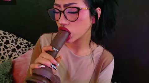 miluv19 online show from 07.18.26
