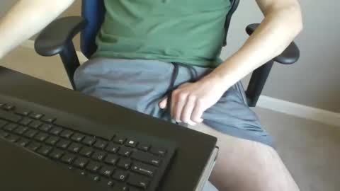 Snapshot of milwaukeebadger24 chatting on 02.15.26 milwaukeebadger24 online show from 02.15.26