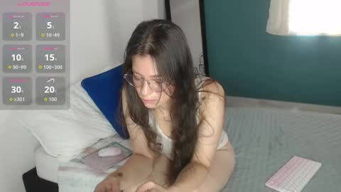 Mily Miley online show from 10.13.25