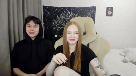 Milena and Jasper online show from 01.12.25