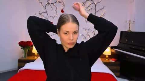 Kelly online show from 10.07.25