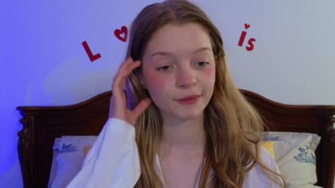 Snapshot of mimichelle chatting on 01.19.25 mimichelle online show from 01.19.25