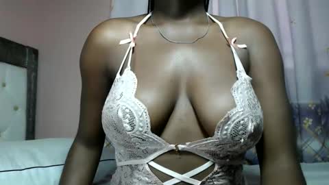 mimiebony online show from 05.10.26