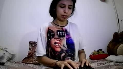 Snapshot of mina_smithx chatting on 02.19.26 mina smith online show from 02.19.26