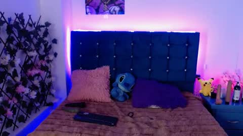 Snapshot of minami_nakamura chatting on 03.06.25 minami_nakamura online show from 03.06.25