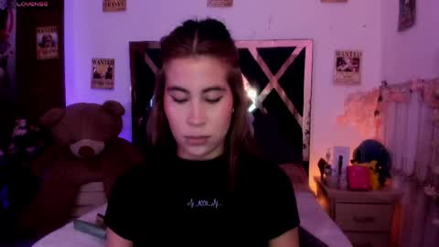 Snapshot of minami_nakamura chatting on 05.15.26 minami_nakamura online show from 05.15.26