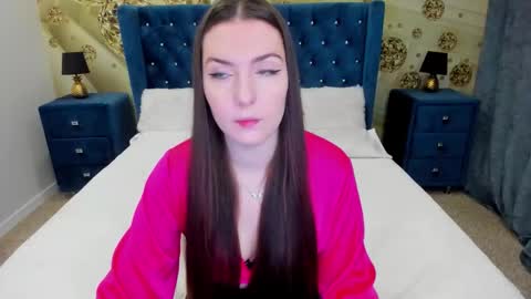 Snapshot of minchelskatrina chatting on 02.13.26 minchelskatrina online show from 02.13.26