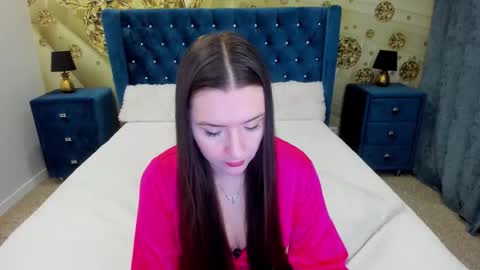 minchelskatrina online show from 03.15.26