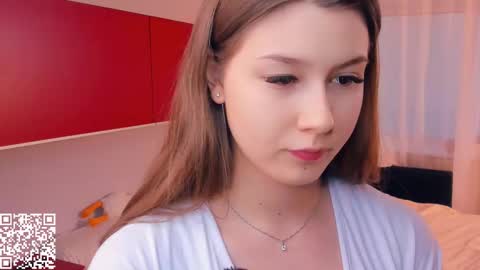 Snapshot of minditrelles chatting on 11.15.25 Mindi online show from 11.15.25