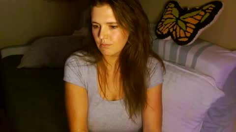 Snapshot of mindymounds chatting on 02.06.26 Mindy online show from 02.06.26