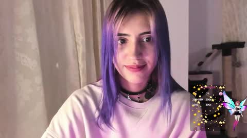 Snapshot of minefoxy2 chatting on 12.12.24 Amber online show from 12.12.24