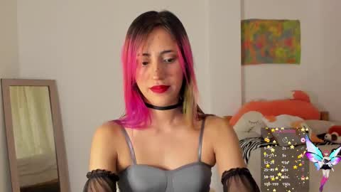 Snapshot of minefoxy2 chatting on 01.26.25 Amber online show from 01.26.25