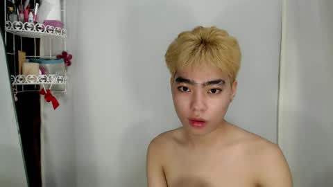 mingkla_man online show from 04.22.26