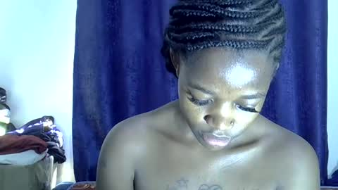 Snapshot of mini_charm chatting on 07.06.26 VERONICA MUTAMBI online show from 07.06.26