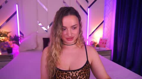 minifox_ online show from 11.23.25