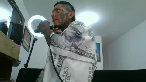 Snapshot of miniimgra chatting on 02.22.26 miniimgra online show from 02.22.26