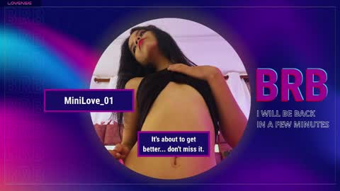 Snapshot of minilove_01 chatting on 05.11.26 minilove_01 online show from 05.11.26