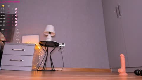 minnie_jin online show from 02.05.25