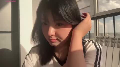 Snapshot of minnie_joy_ chatting on 05.11.26 Joy online show from 05.11.26