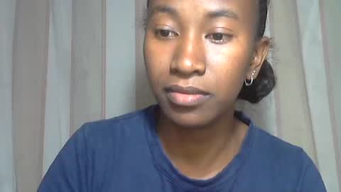 minouch211907 online show from 11.06.25