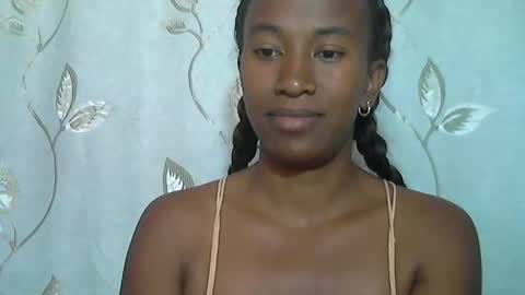 minouch211907 online show from 02.19.26