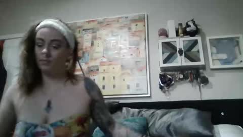 Snapshot of minxss chatting on 05.26.26 minxss online show from 05.26.26