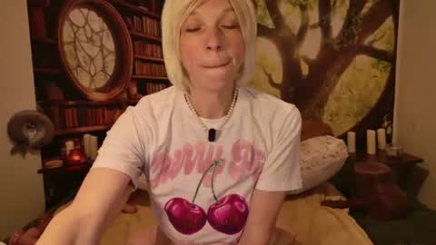 Snapshot of minxtessarae chatting on 07.06.26 Tessa Rae online show from 07.06.26