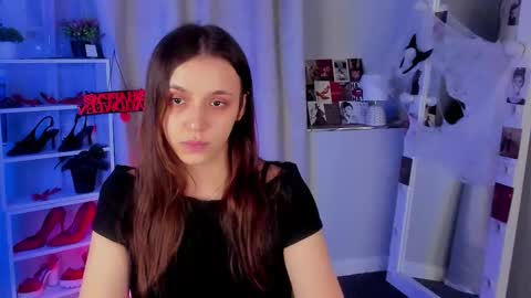 Snapshot of mipsymipson chatting on 10.29.25 NEXT STREAM NOVEMBER 27282930 online show from 10.29.25