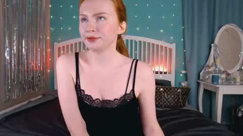 Snapshot of mira_glace chatting on 01.16.26 Mira3 online show from 01.16.26