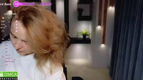 Snapshot of mira_mermayd chatting on 09.19.25 Mira online show from 09.19.25