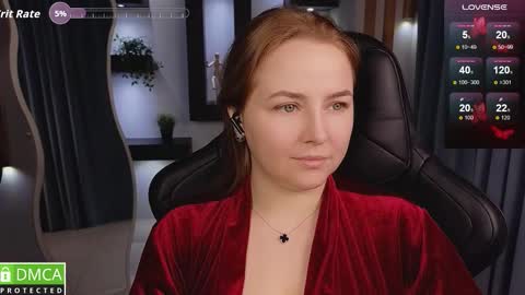 Snapshot of mira_mermayd chatting on 11.20.25 Mira online show from 11.20.25