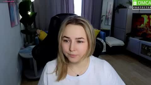 Snapshot of mira_mermayd chatting on 04.29.26 Mira online show from 04.29.26