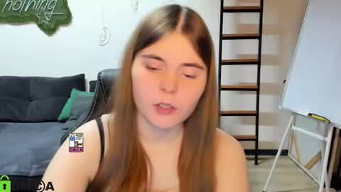 Snapshot of miraa_bloom chatting on 02.05.26 miraa_bloom online show from 02.05.26