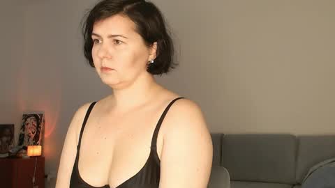 Snapshot of miradiaz chatting on 04.26.26 Meera online show from 04.26.26