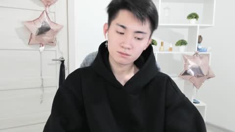              online show from 12.06.24