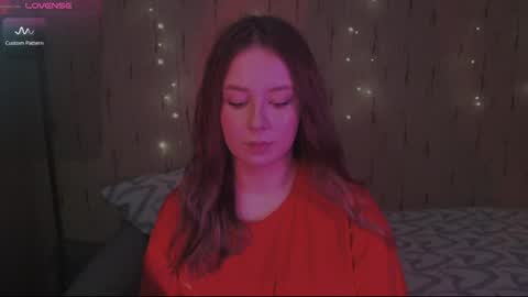 Snapshot of miranadevl chatting on 01.29.25 Kira online show from 01.29.25