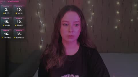 Snapshot of miranadevl chatting on 02.04.25 Kira online show from 02.04.25